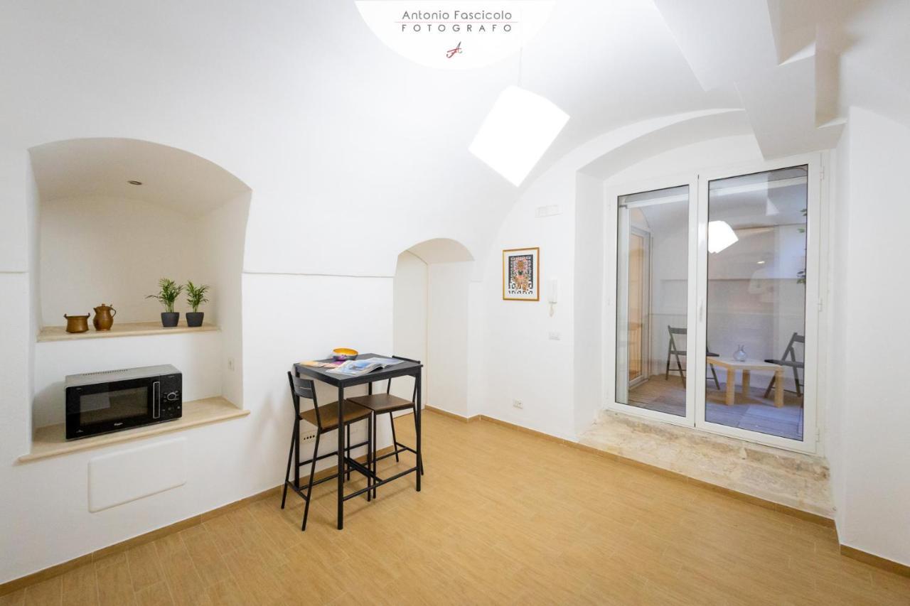 Apartamento Antica Dimora Lombardi 2 Bari Exterior foto