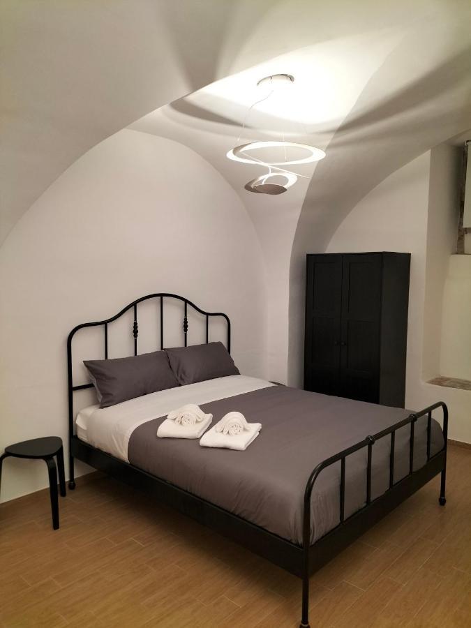Apartamento Antica Dimora Lombardi 2 Bari Exterior foto
