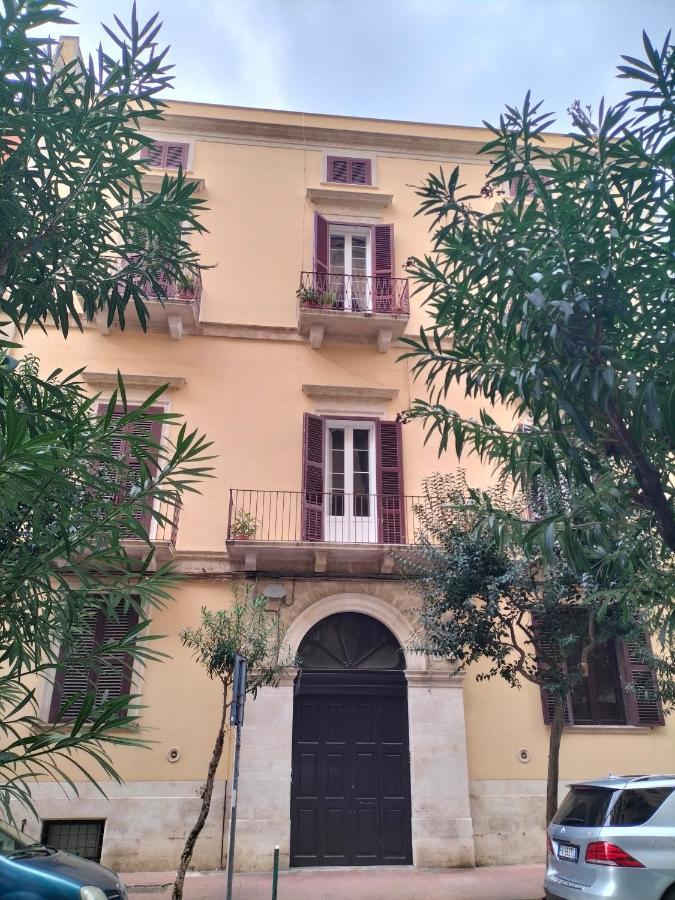 Apartamento Antica Dimora Lombardi 2 Bari Exterior foto